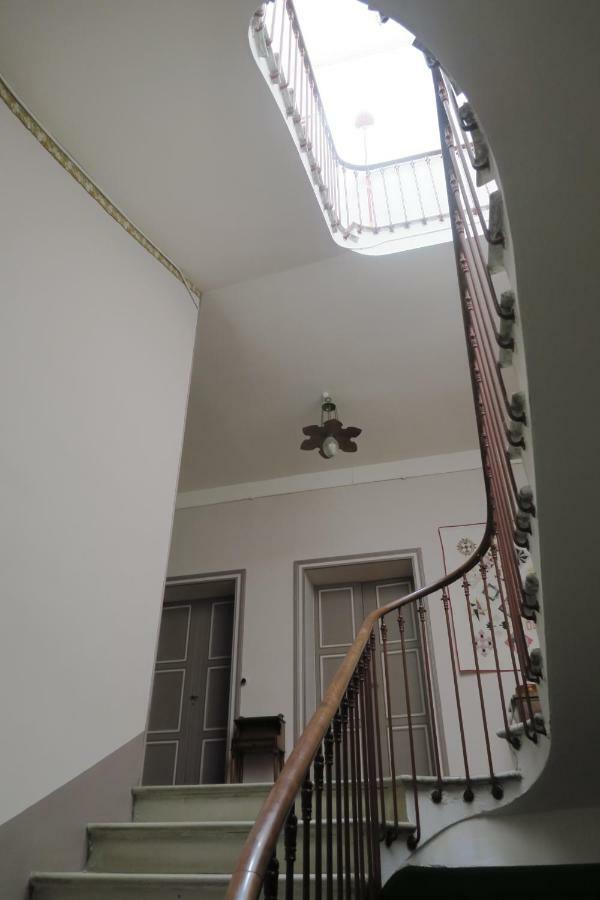 Bed and Breakfast Le Domaine De Fraissinet Ouveillan Exterior foto